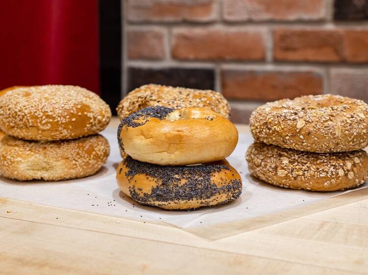 Hinnawi Bagel Bros. Bagel & Café